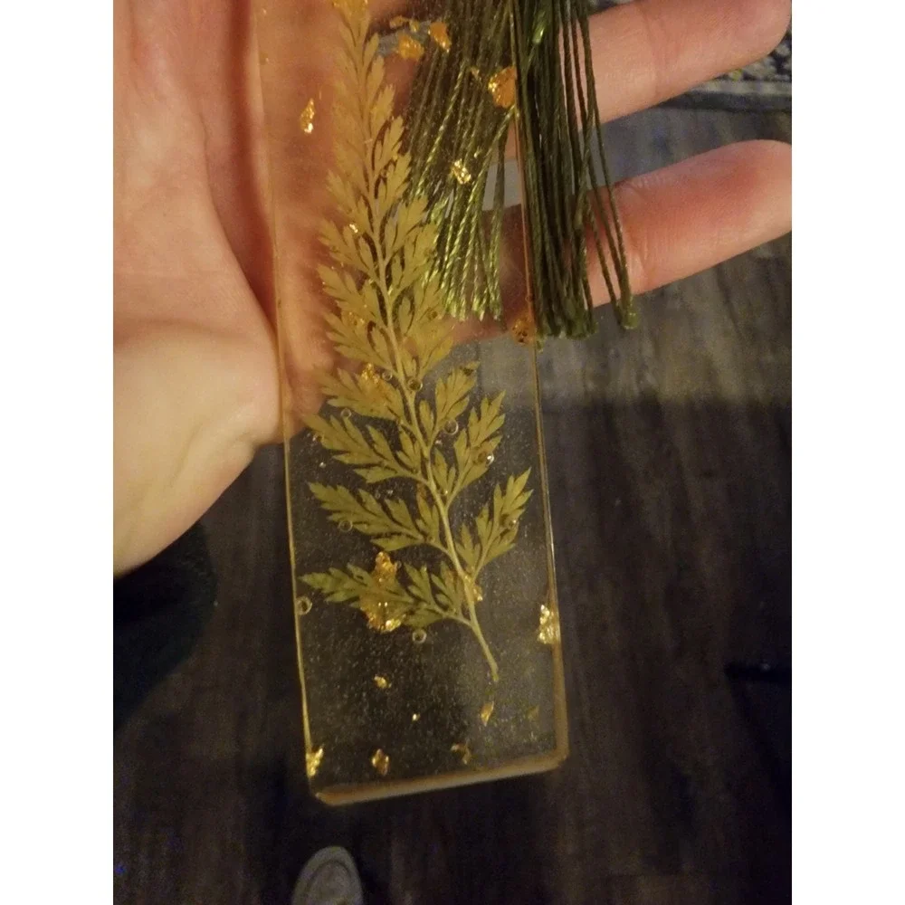 Vintage UV Glow Lucite Acrylic Bookmark With Gold Flakes & Florals, Green Tassel